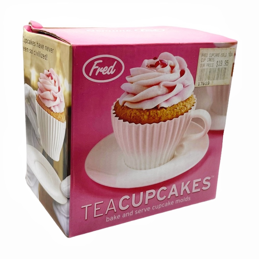 🆕 Fred & Friends Teacupcakes Silicon Cupcake Holders